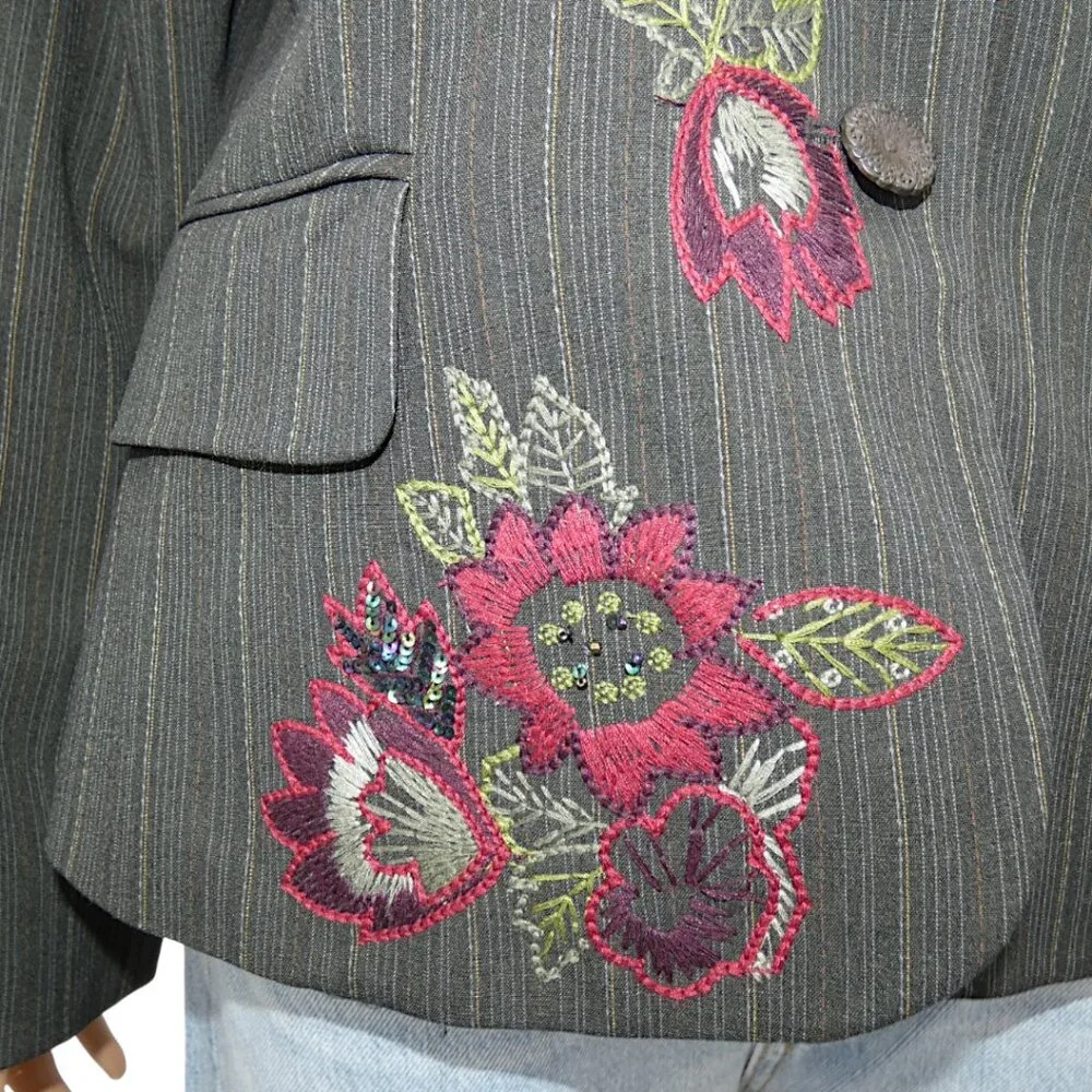 Embroidered Floral Pinstripe Blazer Size 8 Black Whimsigoth Boho Grunge Y2K - Picture 6 of 9